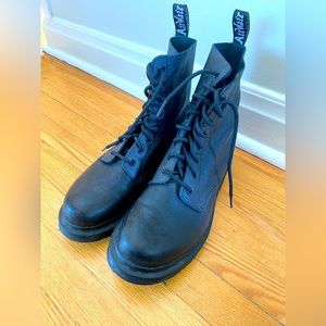 Doc Martens Mono Black Boots